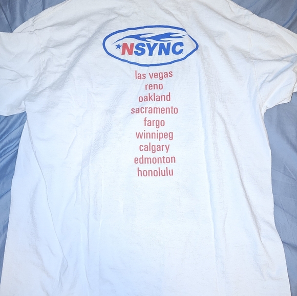 Vintage 1999 NSYNC World Tour T-shirt Size Large Winterland VTG 90s - Picture 4 of 4
